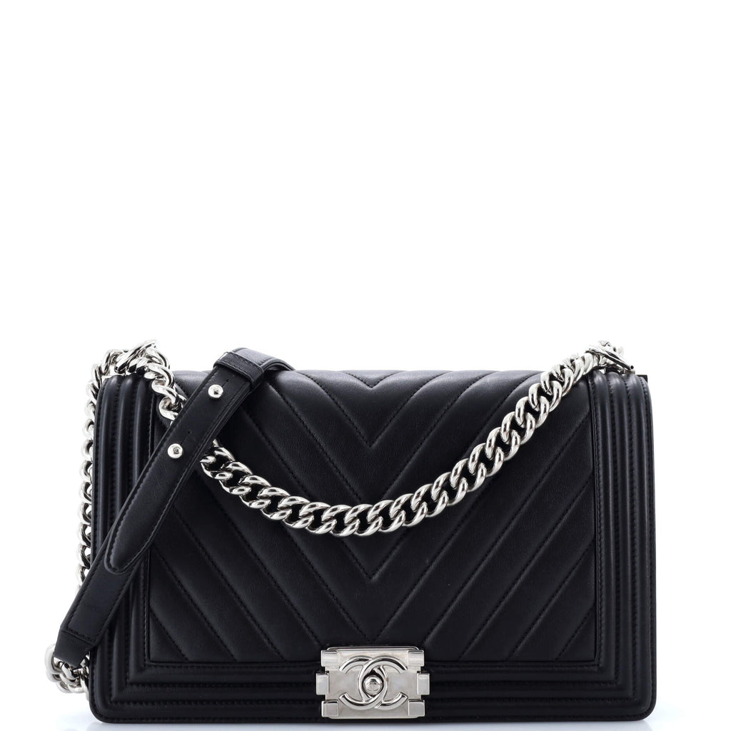 Chanel Boy Flap Bag Chevron Calfskin New Medium