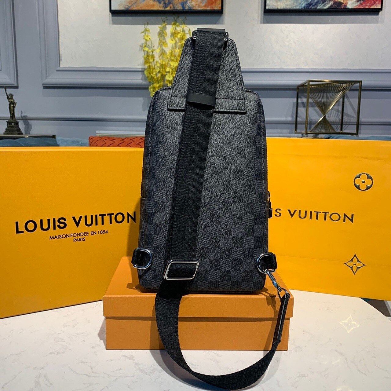 Louis Vuitton Avenue Sling Bag Damier Graphite Canvas For Men, Bags, Shoulder And Crossbody Bags 12.2in/31cm Louis Vuitton N41719