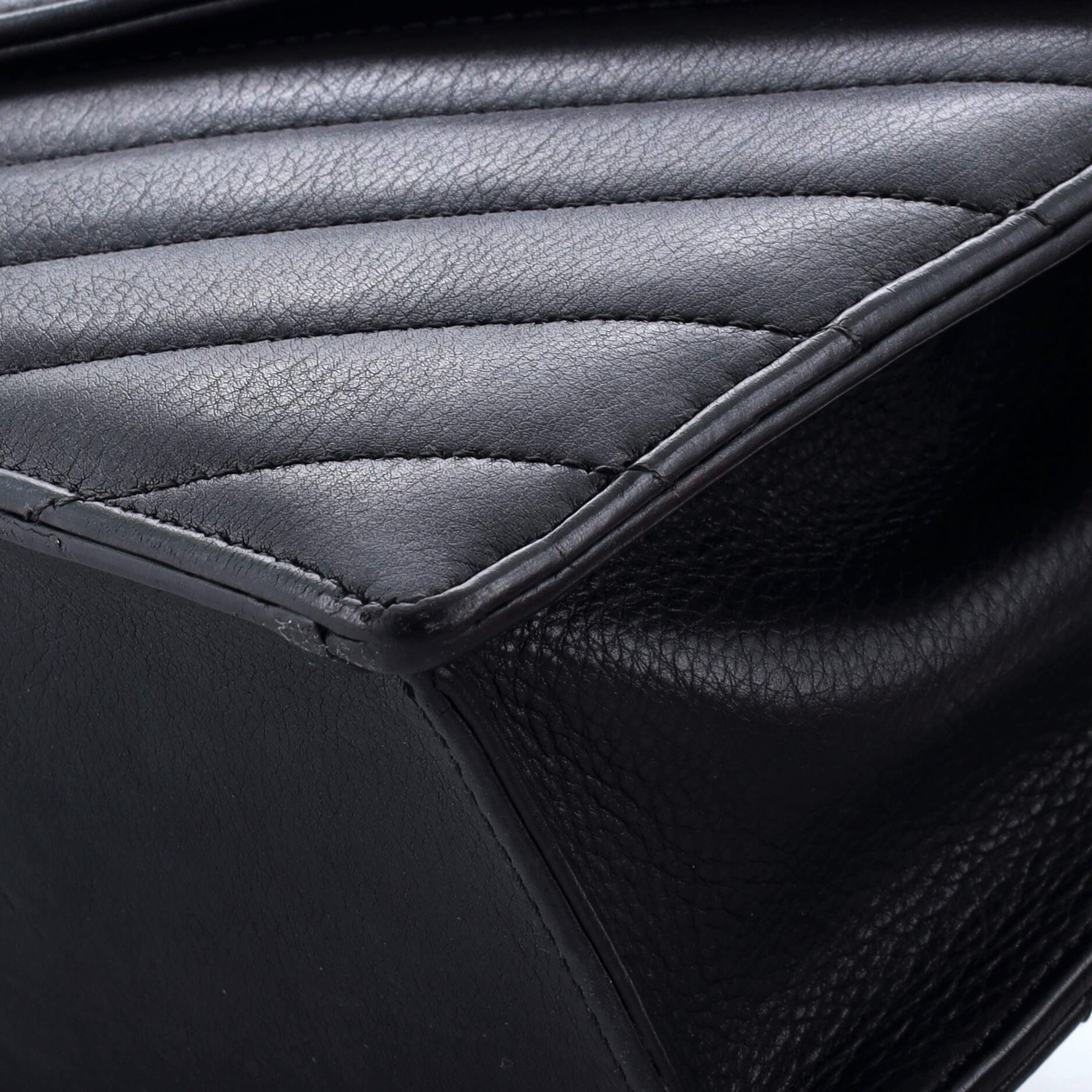 Chanel Envelope Flap Bag Chevron Calfskin Medium
