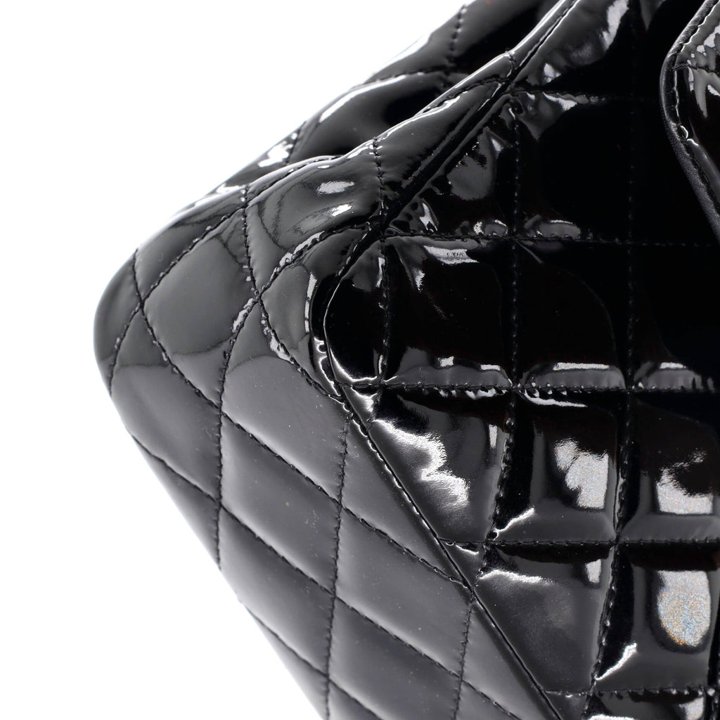 Chanel Classic Double Flap Bag Quilted  Medium
