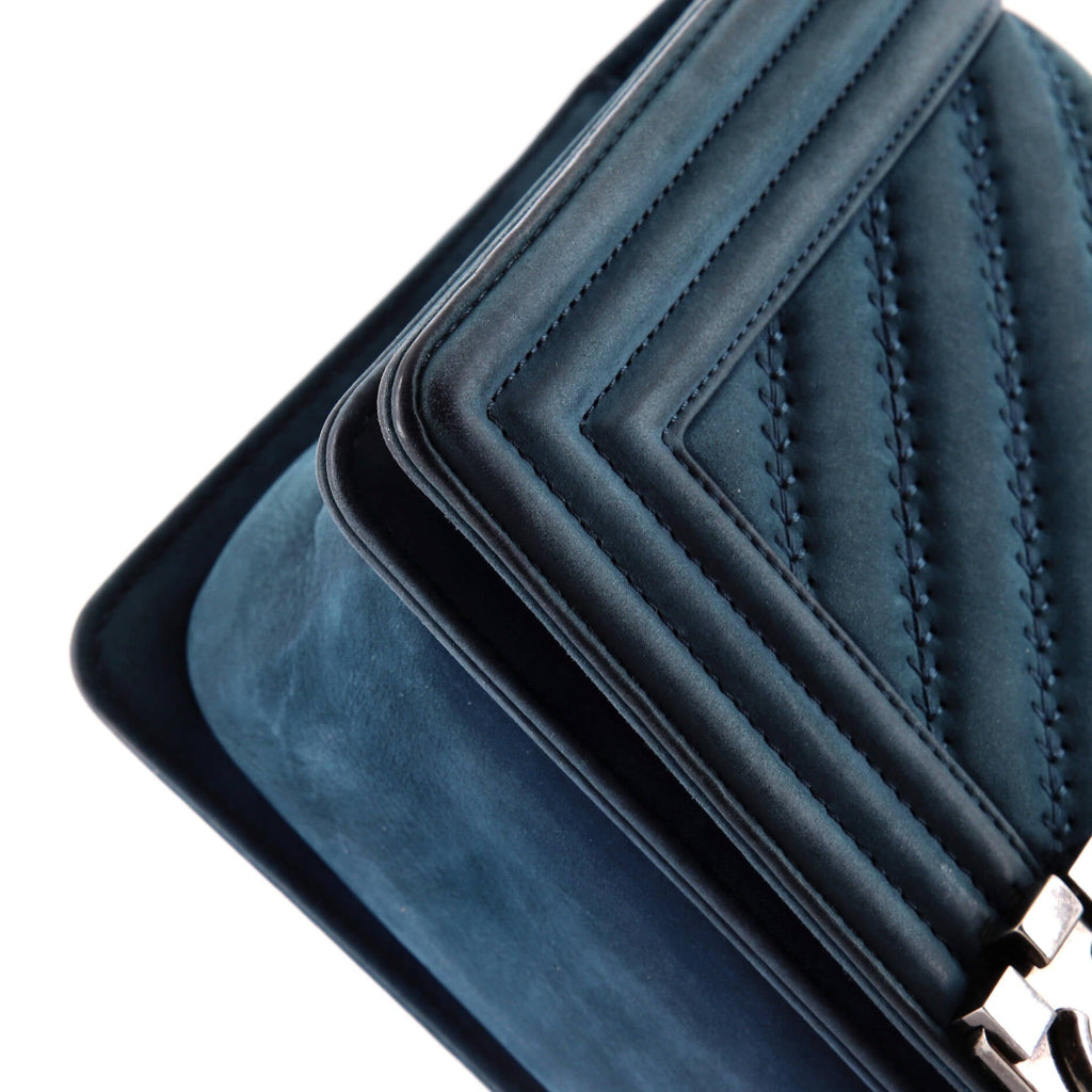Chanel Boy Flap Bag Chevron Nubuck Old Medium