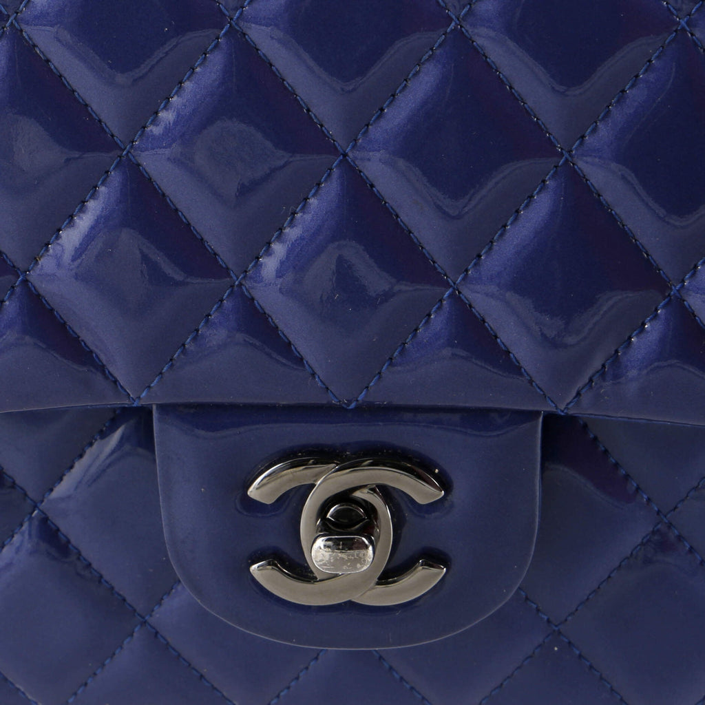 Chanel Classic Double Flap Bag Quilted  Medium