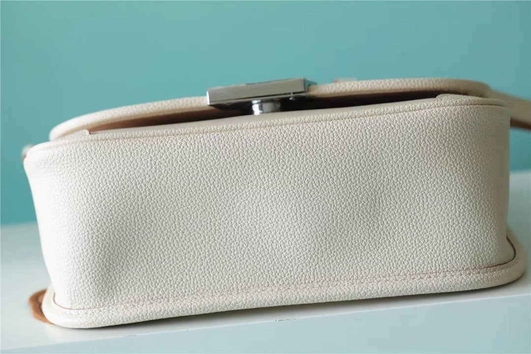 Louis Vuitton Buci Epi Quartz White For Women,  Shoulder And Crossbody Bags 24.5cm/9.6in Louis Vuitton M59457