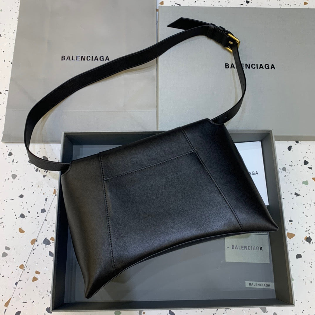 Balen Downtown MeGLAMIum Shoulder Bag In Black, For Women,  Bags 12.6in/32cm