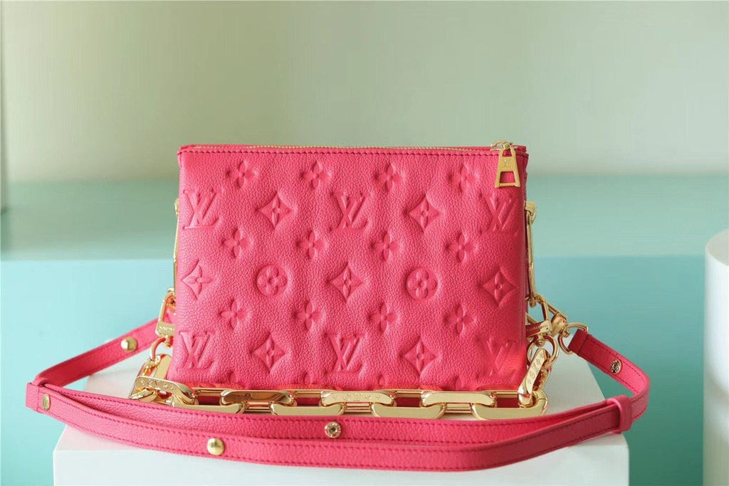 Louis Vuitton Coussin Grain GlamIuo Pink For Women, WomenÃƒÂ¢Ã¢â€šÂ¬Ã¢â€žÂ¢s Bags, Shoulder And Crossbody Bags 8.3in/21cm Louis Vuitton M20750
