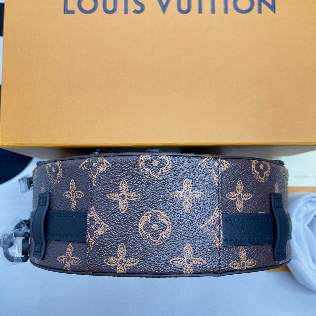 Louis Vuitton Wheel Box Monogram Canvas For Women, WomenÃƒÂ¢Ã¢â€šÂ¬Ã¢â€žÂ¢s Handbags, Shoulder Bags And Crossbody Bags 9.1in/23cm Louis Vuitton M59706Ãƒâ€šÃ‚Â 