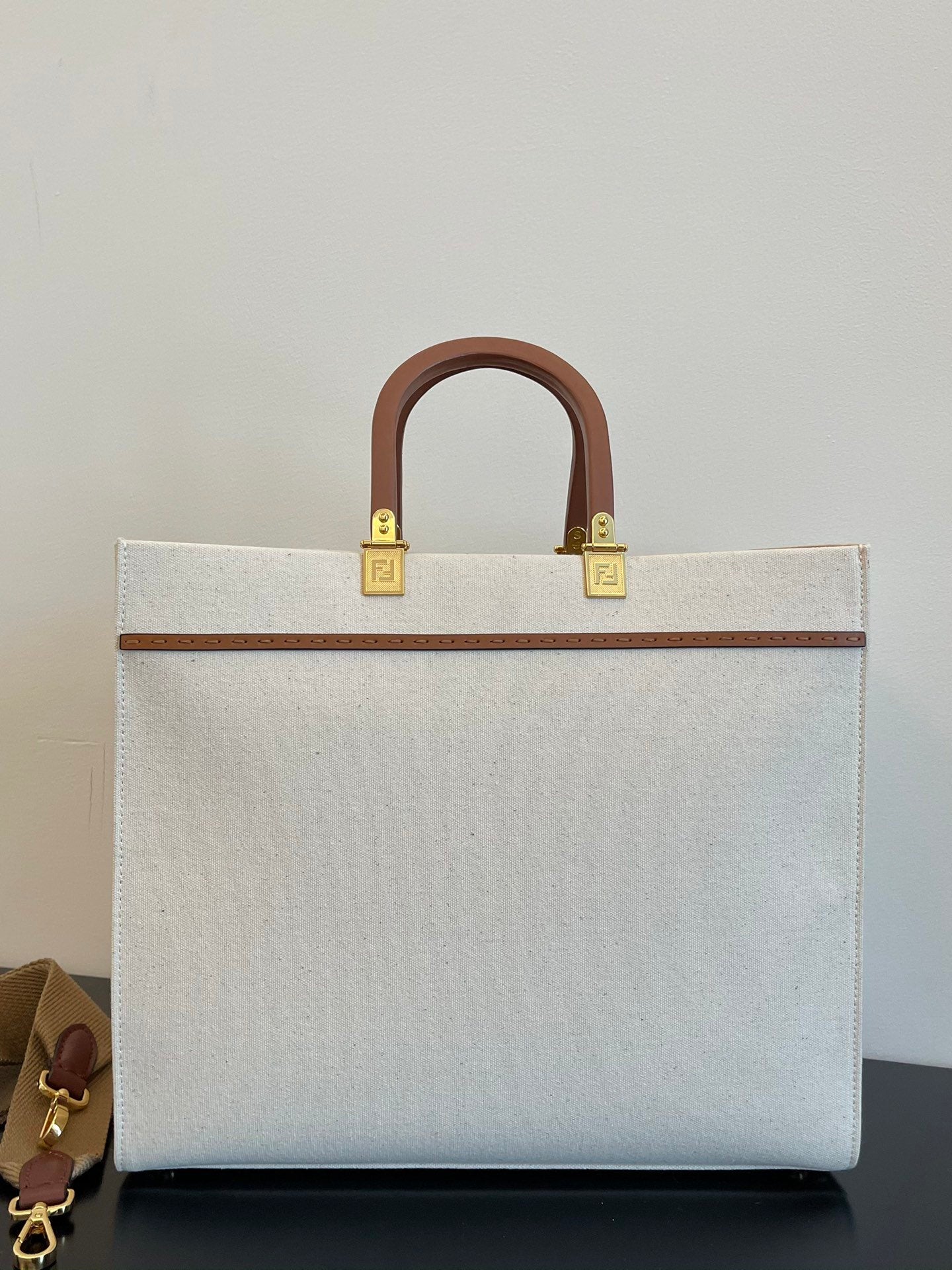 Sunshine Large Tote Bag Light Grey For Women, Women’s Handbags, Shoulder Bags 15.7in/40cm FF 8BH372