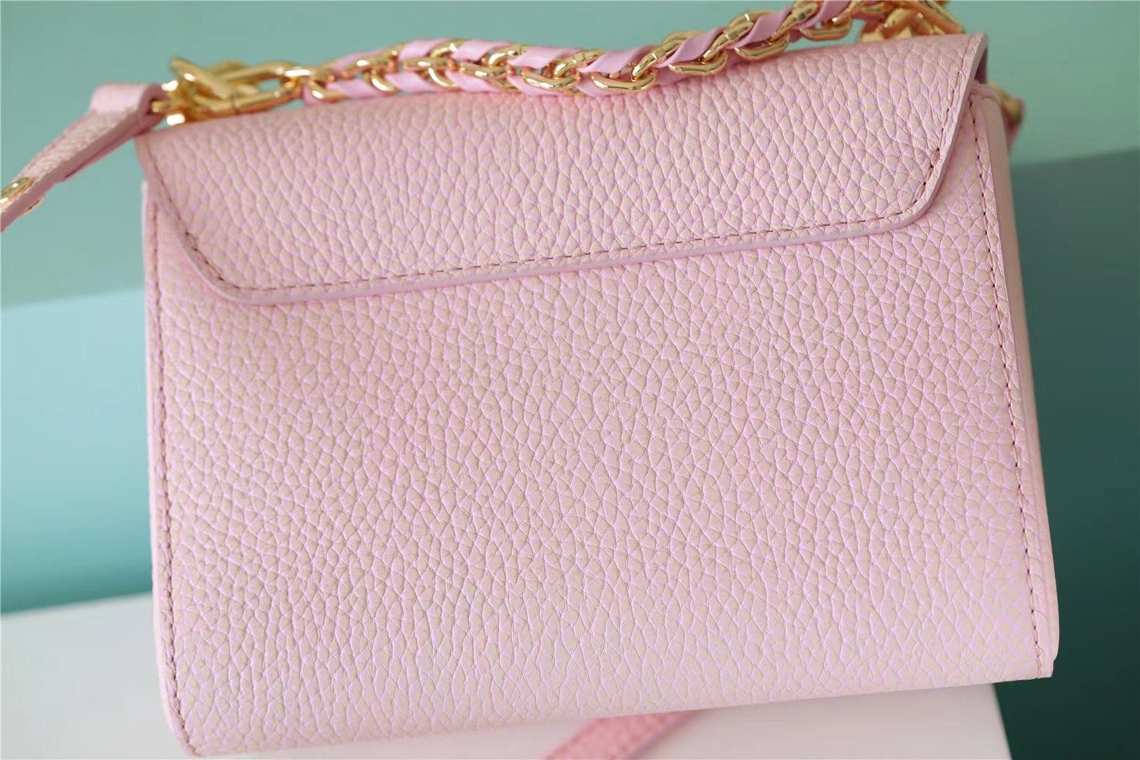 Louis Vuitton Twist PM Grain Pink For Women,  Shoulder And Crossbody Bags 7.5in/19cm Louis Vuitton M20699