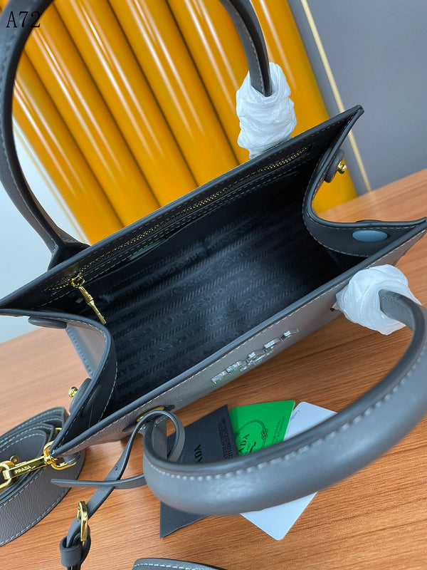 Barnes-Bags - Prada Bags - 871