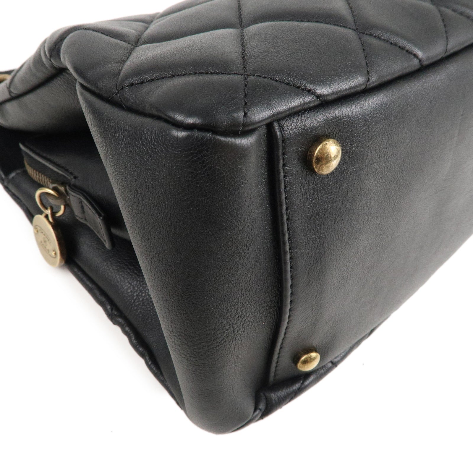 CHANEL Matelasse Lamb Skin Chain Shoulder Bag Black Bags Glimer Gold