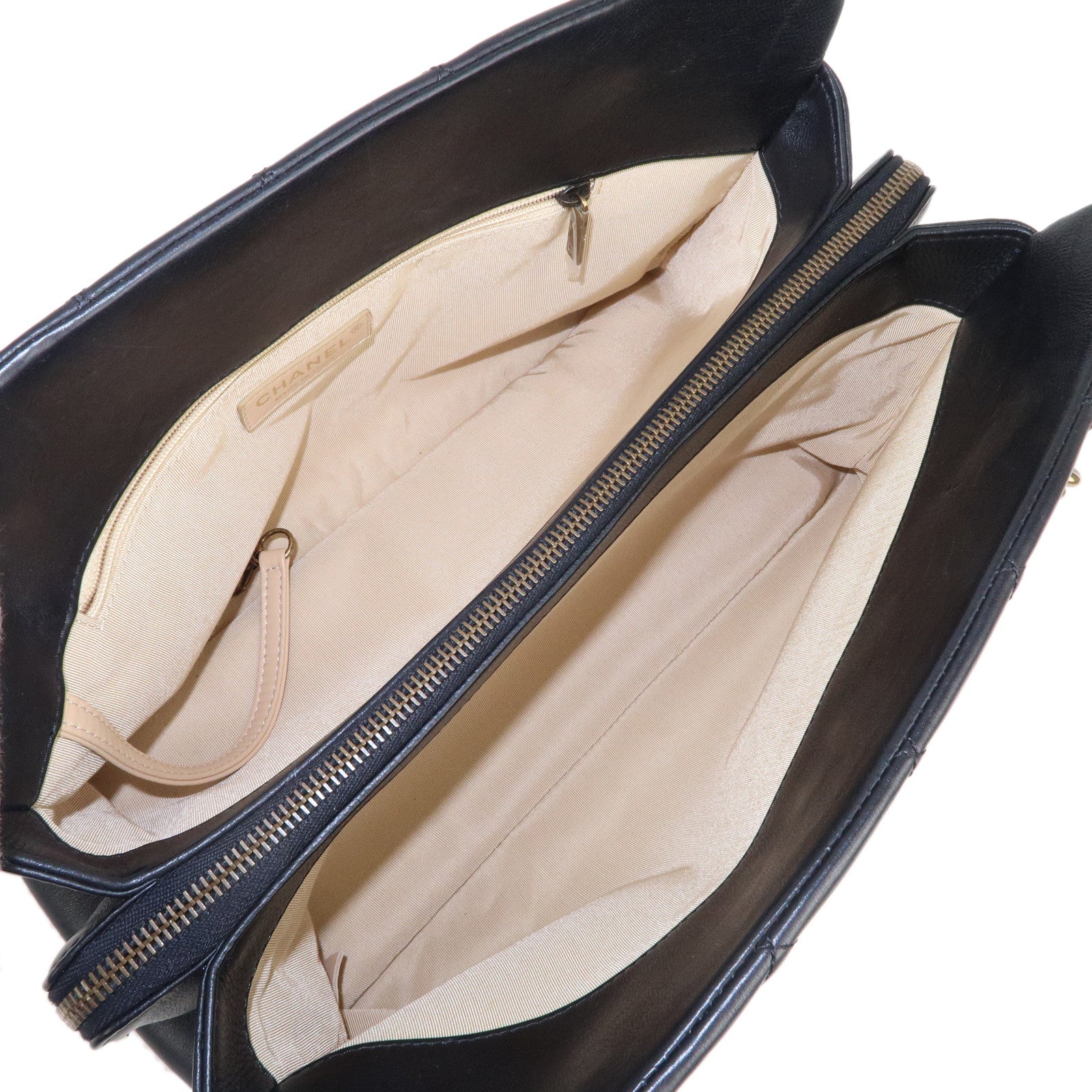 CHANEL Matelasse Lamb Skin Chain Shoulder Bag Black Bags Glimer Gold