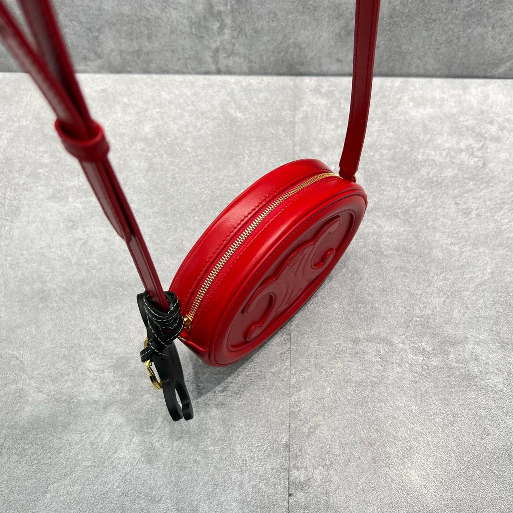 Crossbody Oval Purse Cuir Triomphe Red For Women 6in/16cmÃ‚Â 