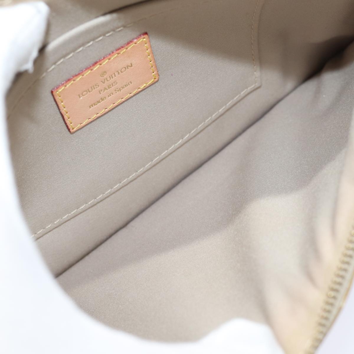 Louis Vuitton Pochette Plat   Leather Clutch Bag