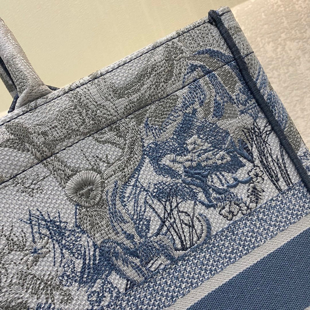 Dior Large Book Tote Blue and White Cornely Embroidery, Blue, For Women Women’s Handbags, Shoulder Bags, 42cm CD M1286ZRGO_M928