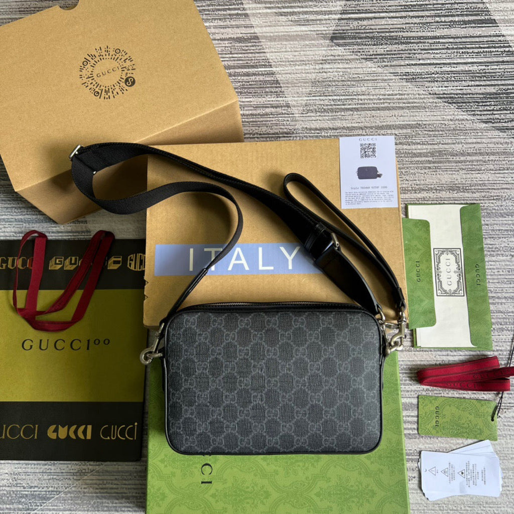 Gucci Shoulder Bag With Interlocking G Black Gucci Supreme Canvas For Women  9.6in/24.5cm Gucci 703468 92THF 1000