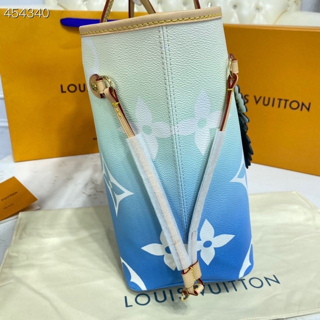 Louis Vuitton Neverfull MM Tote Bag Monogram Giant Canvas Blue For Women,  Shoulder Bags 12.2in/31cm Louis Vuitton M45678