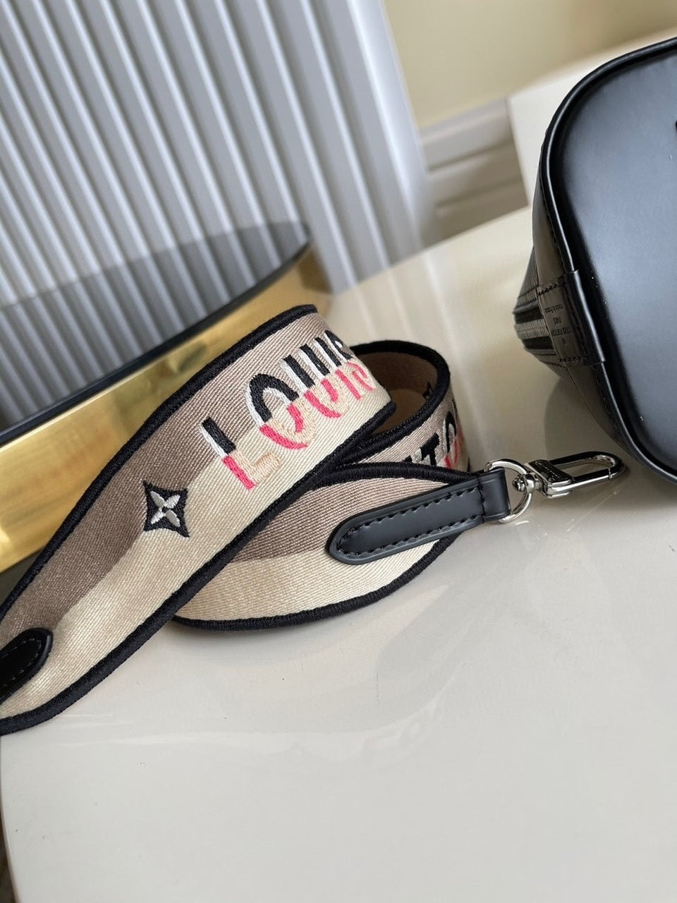 Louis Vuitton Alma Monogram Blossoms Black For Women,  Shoulder And Crossbody Bags 9.3in/23.5cm Louis Vuitton M59217
