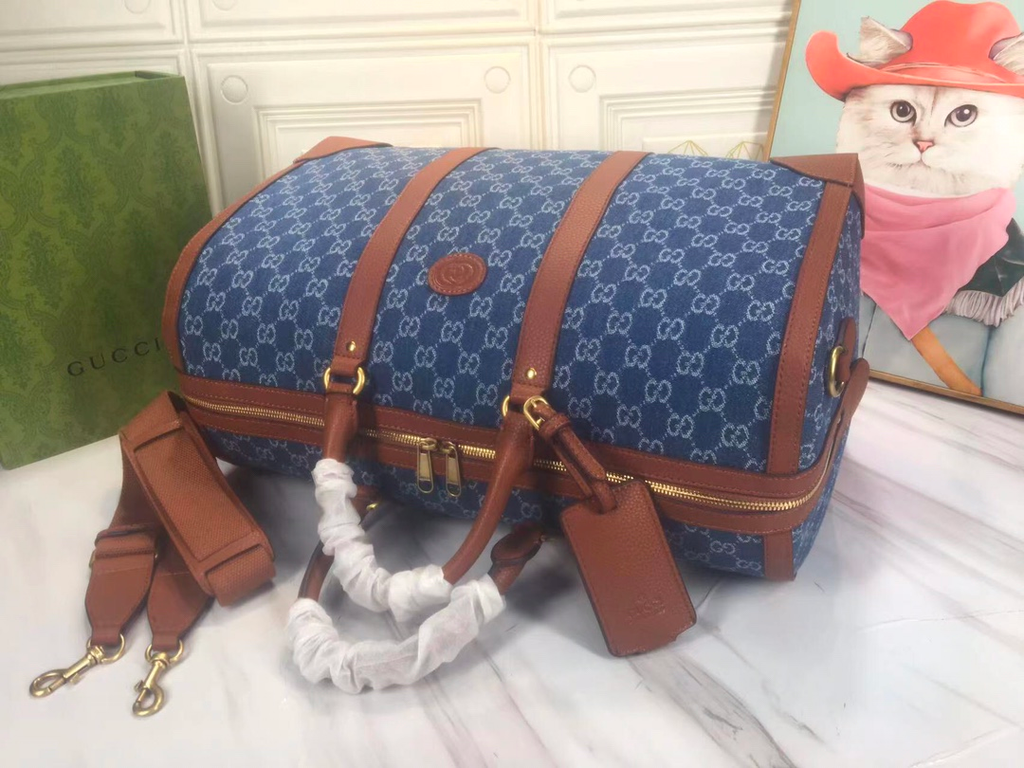Elite Carryalls