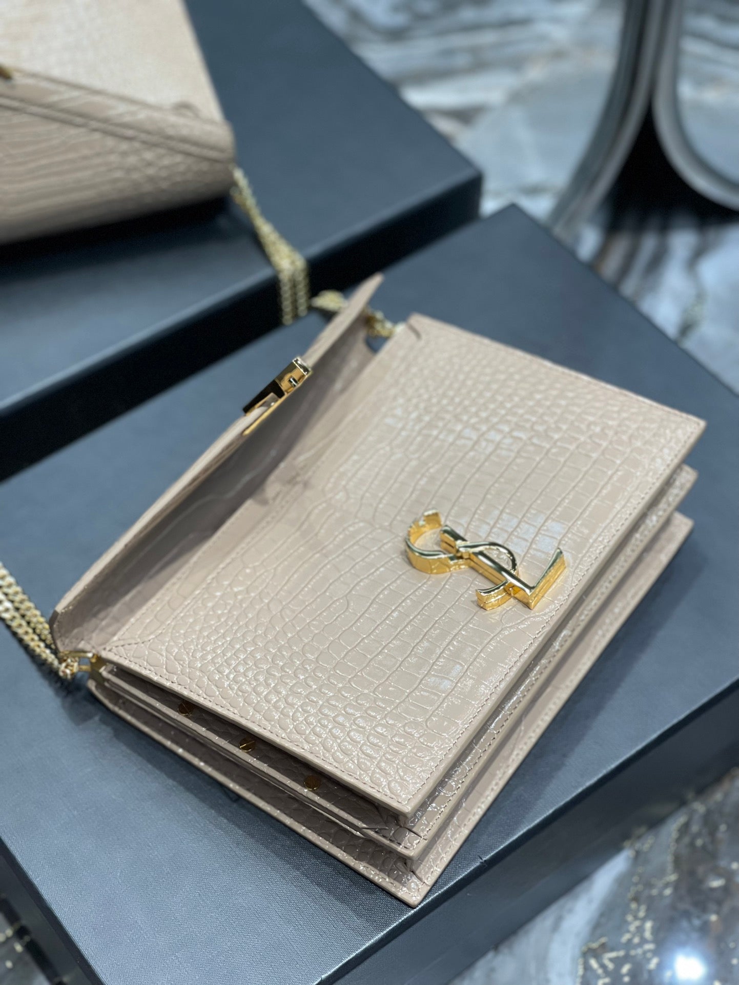 YSSL Cassandra Medium Chain Bag White In Grain De Poudre Embossed For Women 8in/22cm YSL