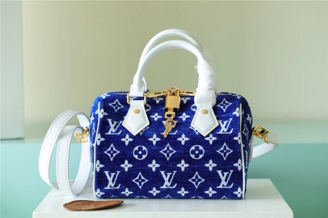 Louis Vuitton Speedy Bandouliere 20 PM Monogram Blue For Women,  Shoulder And Crossbody Bags 20.5cm/8.1in Louis Vuitton M20751
