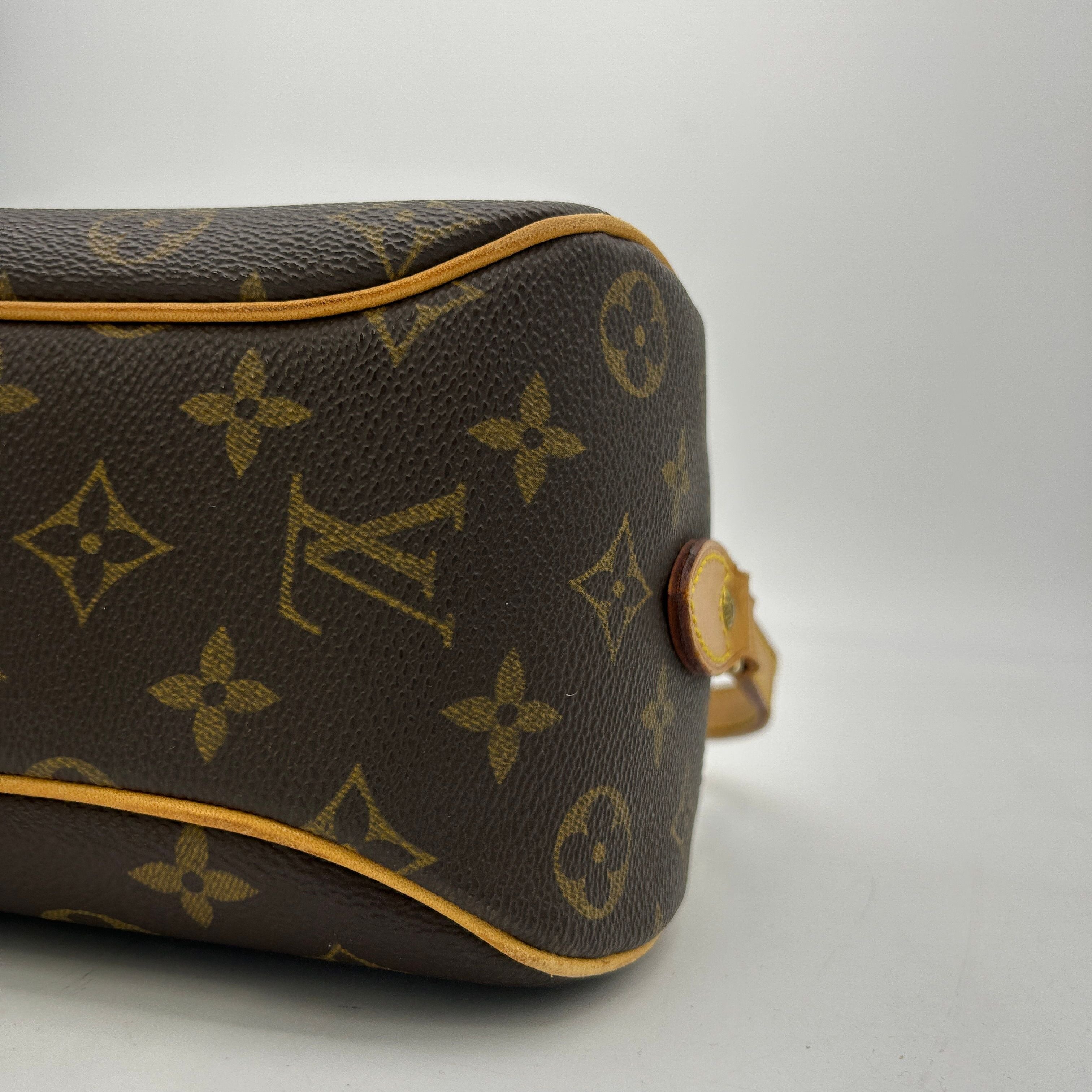 LOUIS VUITTON 2003 Blois Crossbody Bag 2101218429299