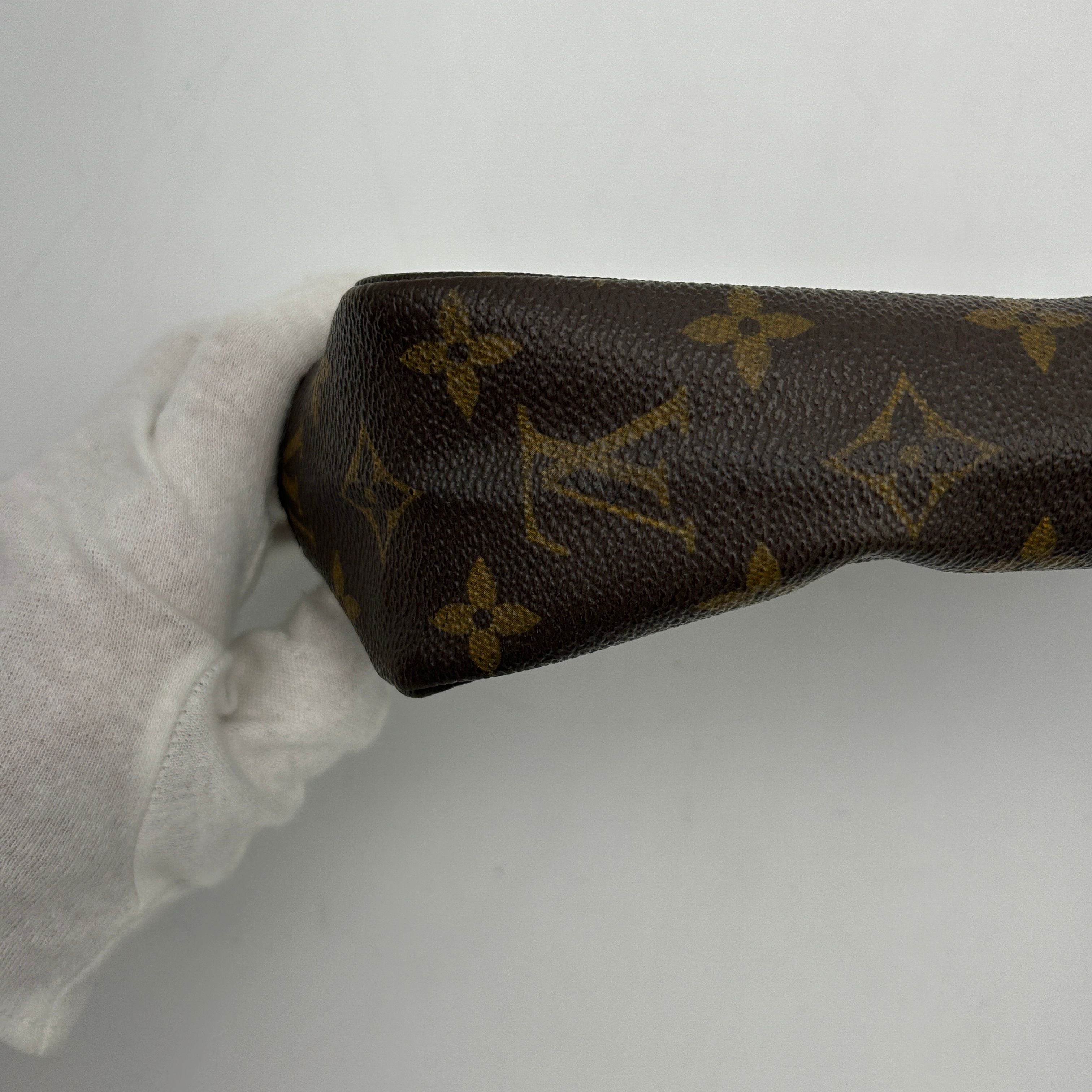 Louis Vuitton Trousse De Toilette Brown Canvas Clutch Bag Louis Vuitton9922sd