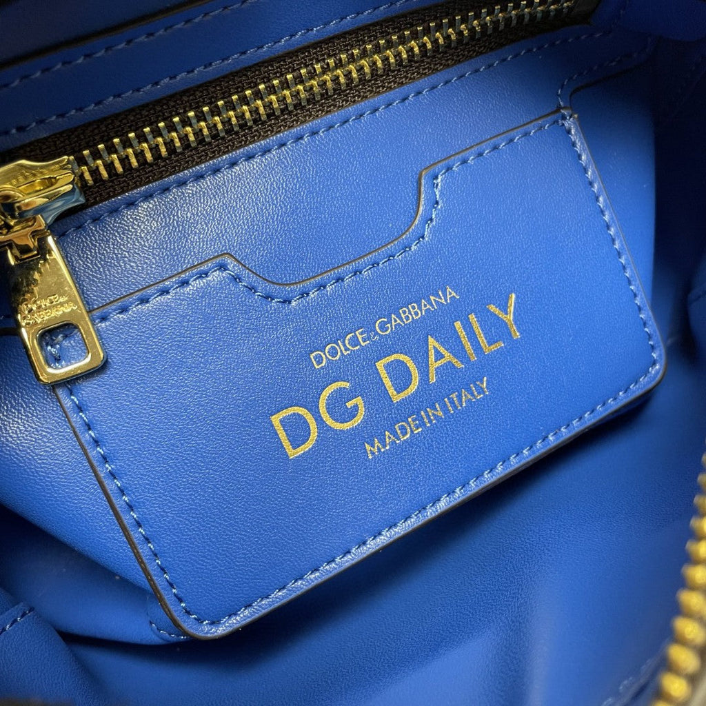 DG Crossbody 3.5 Bag Blue For Women 7.5in/19cm DG  Burberry7095AW57680623