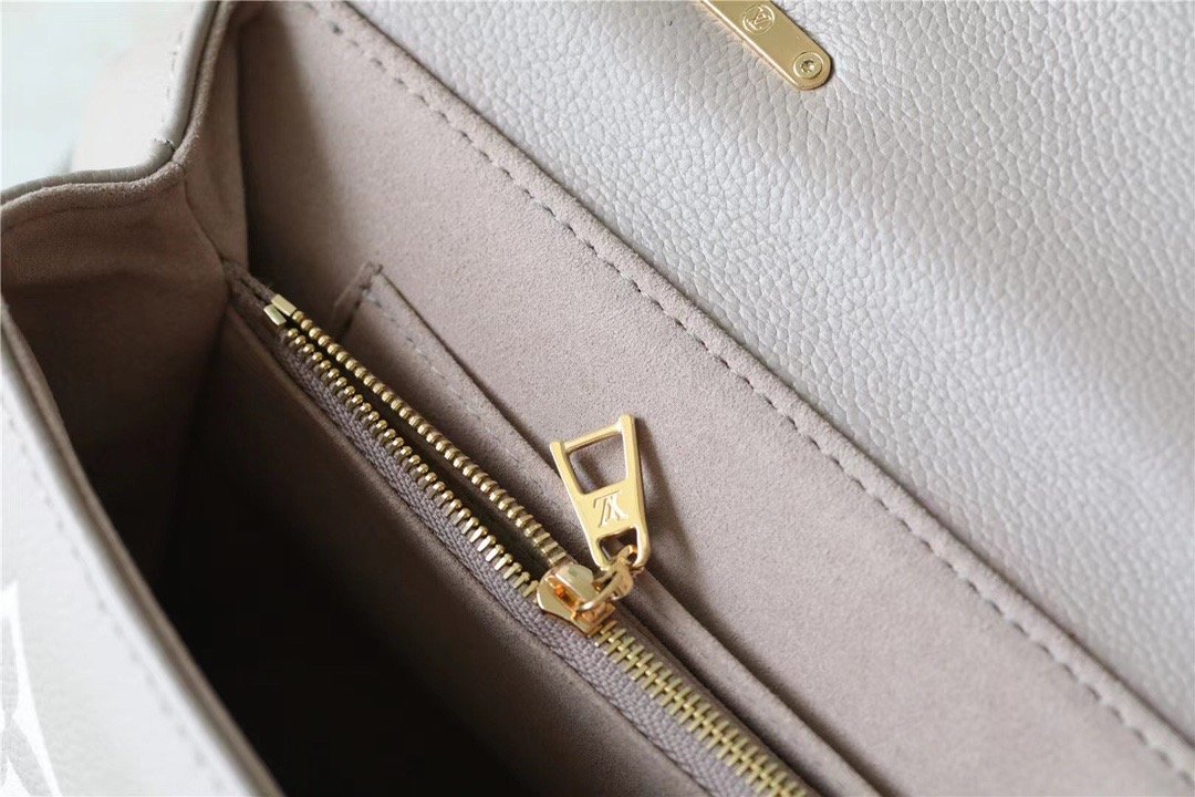 Louis Vuitton Madeleine MM Monogram Empreinte Dove Gray/ Creme Beige For Women,  Shoulder and Crossbody Bags 11.8in/30cm Louis Vuitton M46041