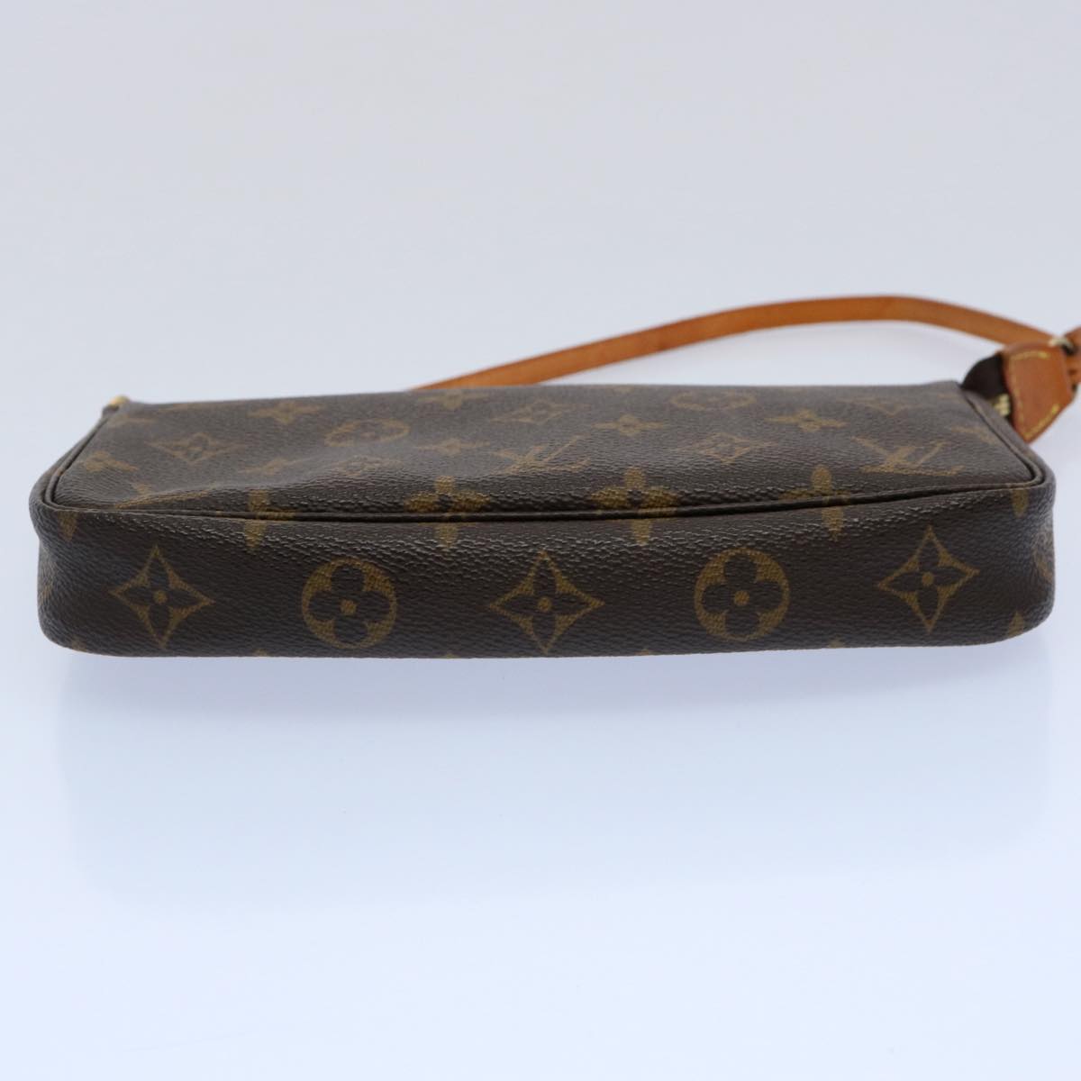 Louis Vuitton Pochette Accessoires  Canvas Clutch Bag