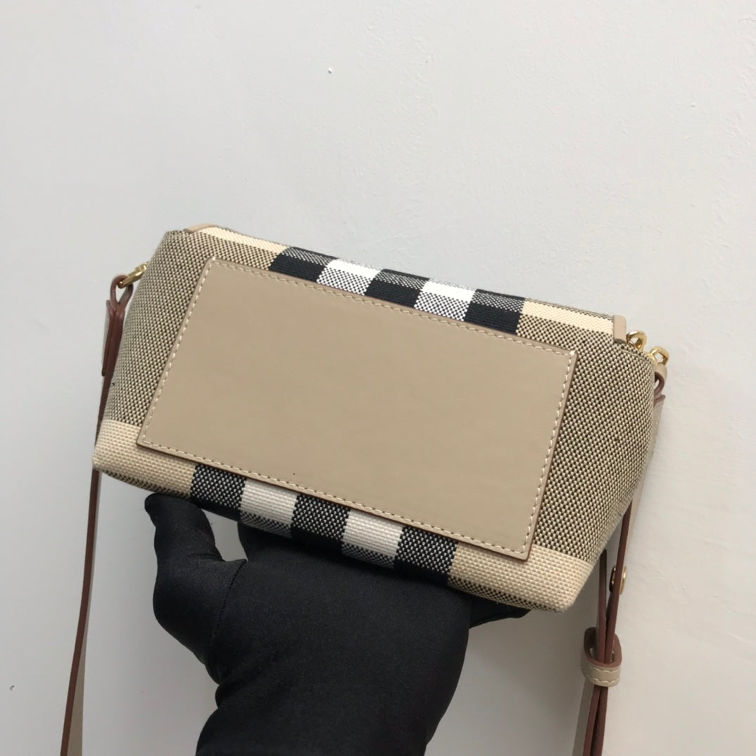 Burberry Vintage Check And Small Crossbody Bag For Women, Bags 7.1in/18cm