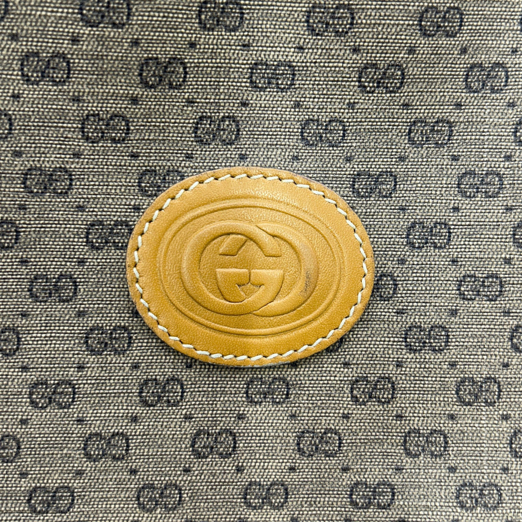 GUCCI Micro GG Supreme Shoulder Bag gu5514ee