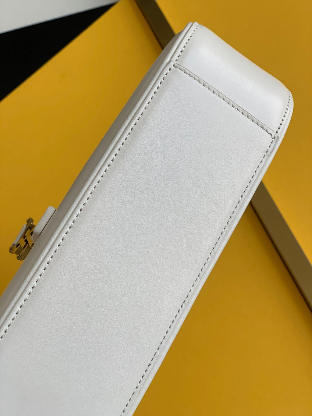 Top Quality LE 5 Ã 7 Hobo Bag White Material For Women 9in/23cm YSL 6572282R20W9207
