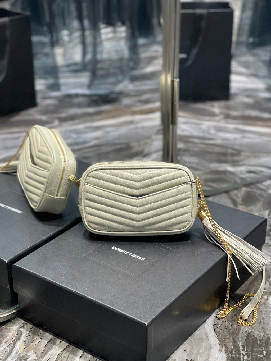 Top Quality Lou Mini Bag White In Quilted Grain De Poudre With Gold Hardware For Women 7.4in/19cm YSl 6125791GF019207