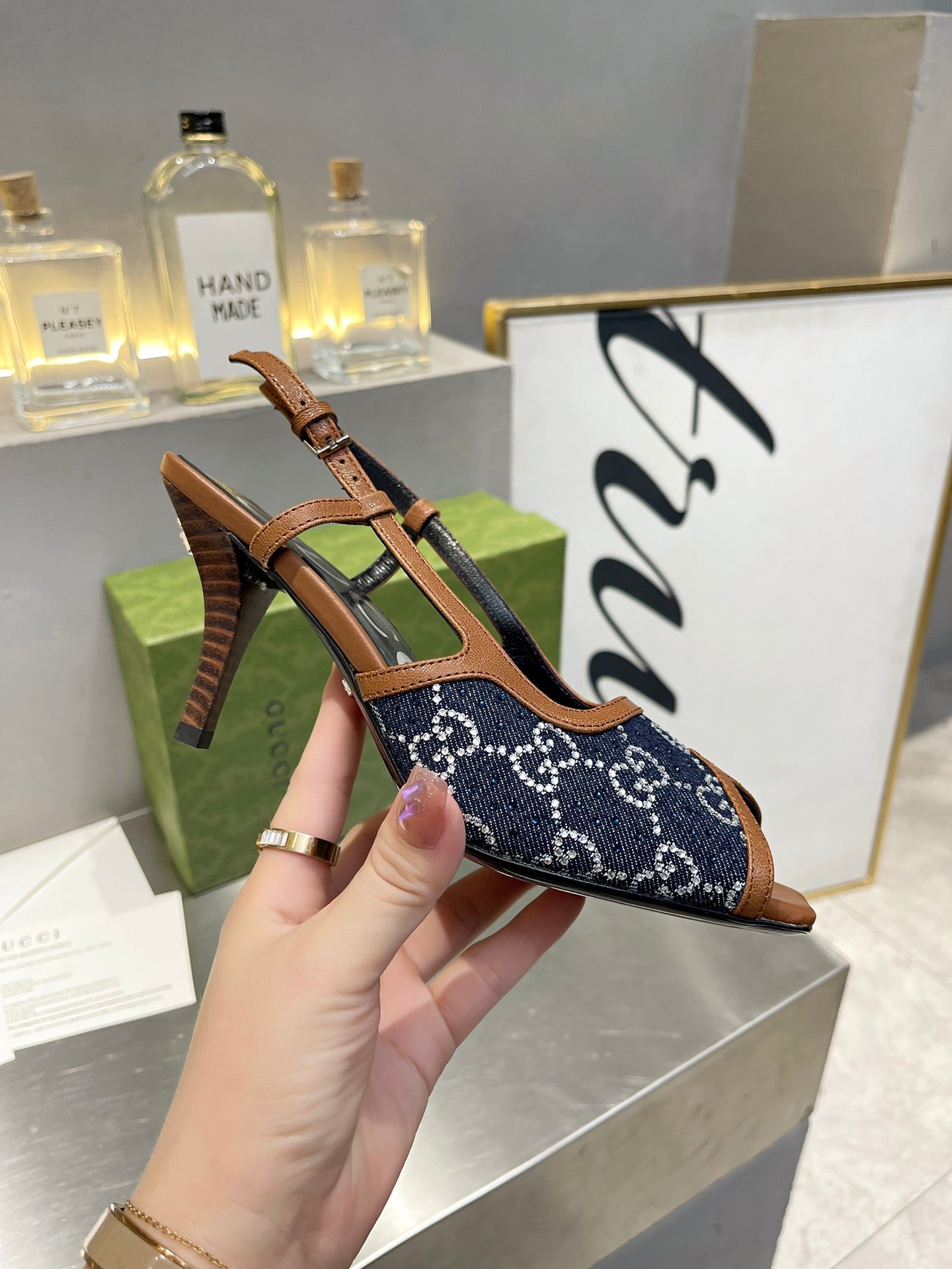 New 1:1 rep Gucci HIGH HEELS 027