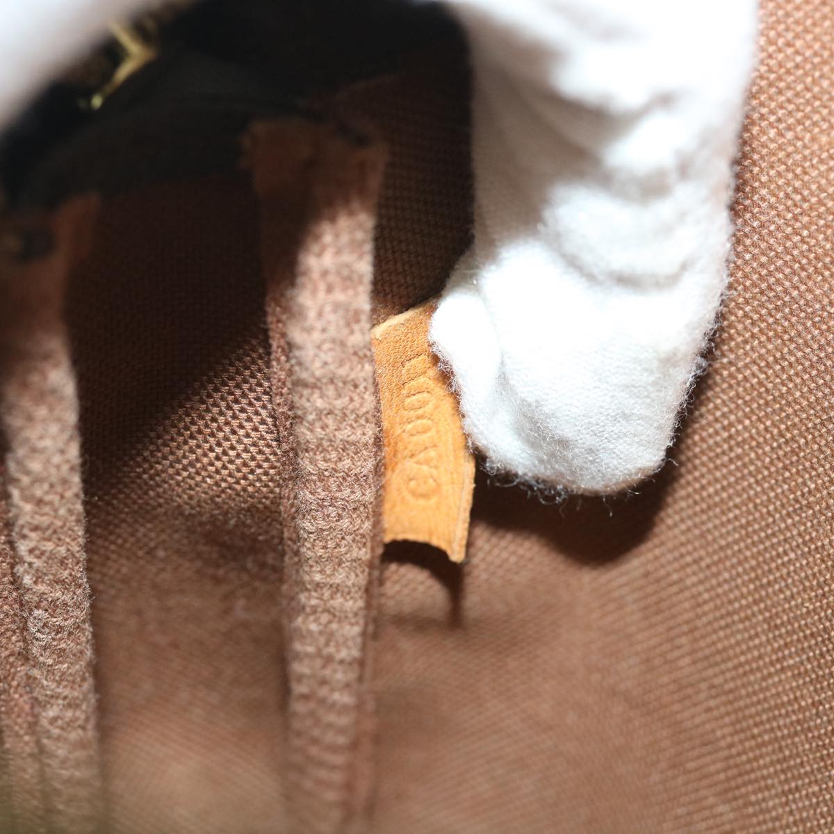 Louis Vuitton Pochette Accessoires  Canvas Clutch Bag