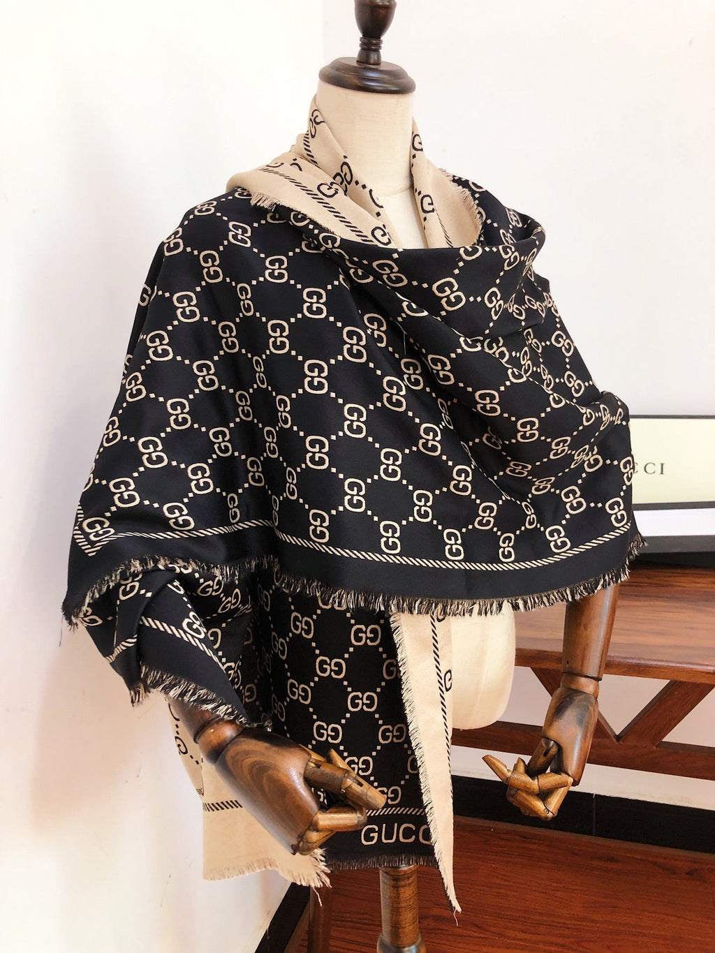 LB - Luxury Gucci Scarf 029