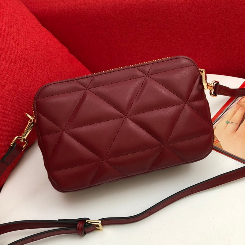 Barnes-Bags - Prada Bags - 857