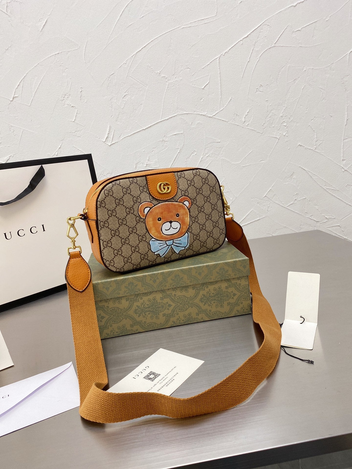 LB - New 1:1 rep  Bags Gucci 200
