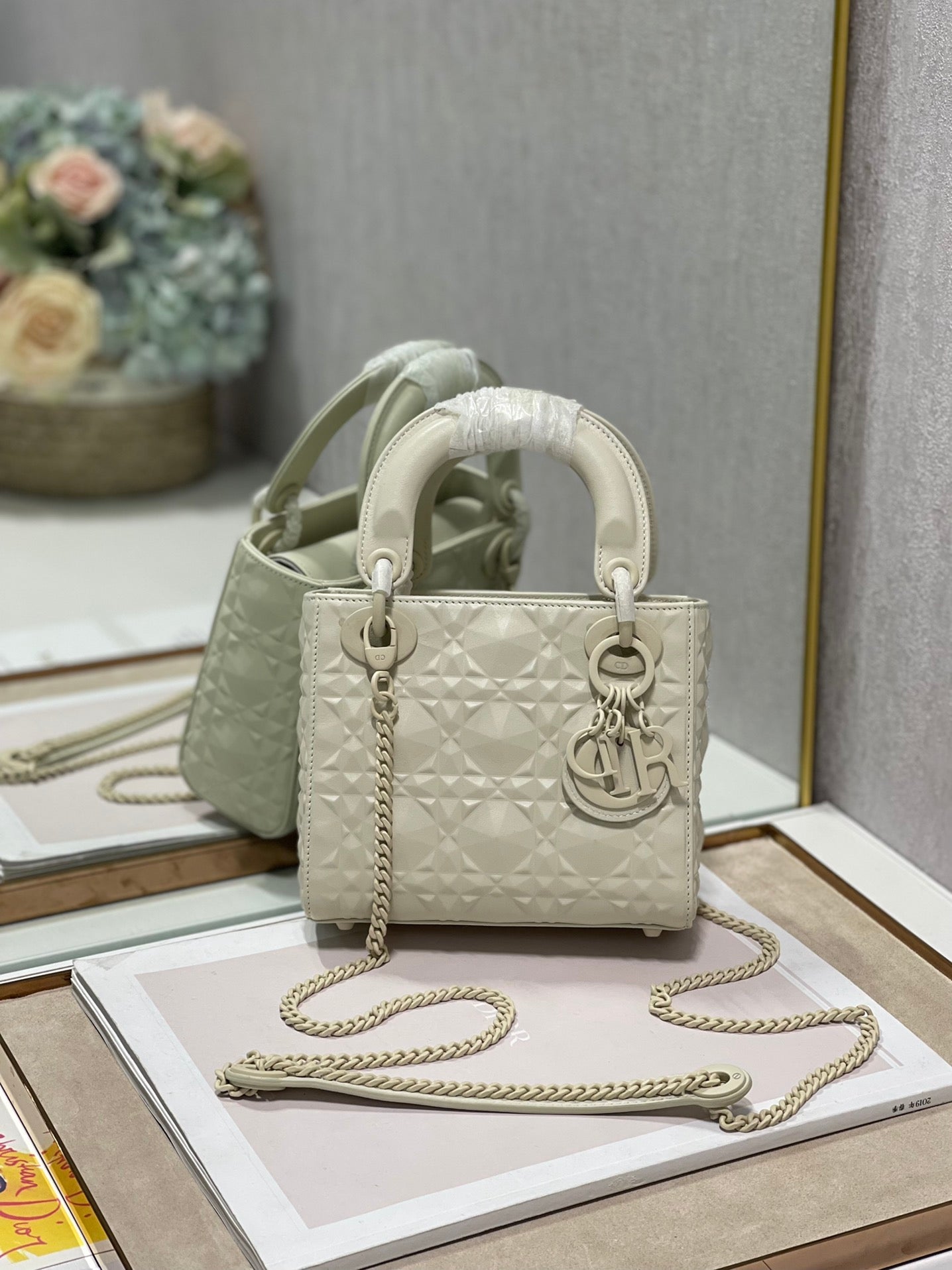 Dior Mini Lady Bag Latte Cannage with Beaded Motif, Beige, For Women Women’s Handbags, Crossbody Bags, 18cm CD M0505INEA_M030