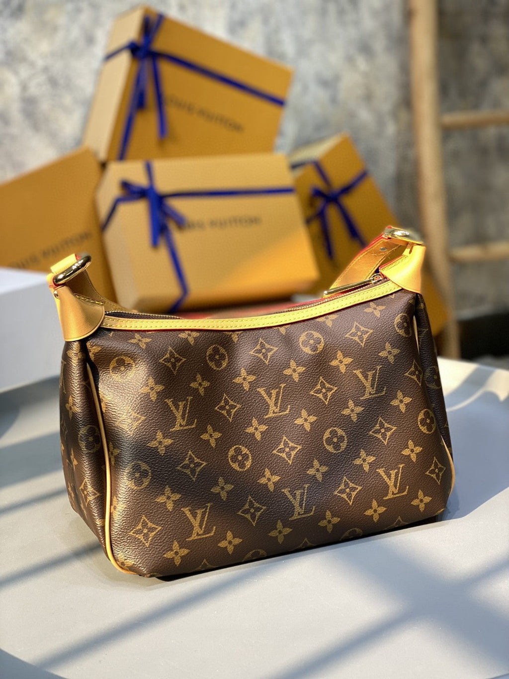 Louis Vuitton Tikal GM Monogram Canvas For Women,  Shoulder Bags 30cm Louis Vuitton M40077