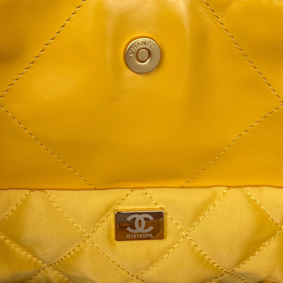 Chanel 22 Handbag Gold Hardware Shiny Yellow For Women Handbags, Shoulder Bags 16.5in/38cm AS3261