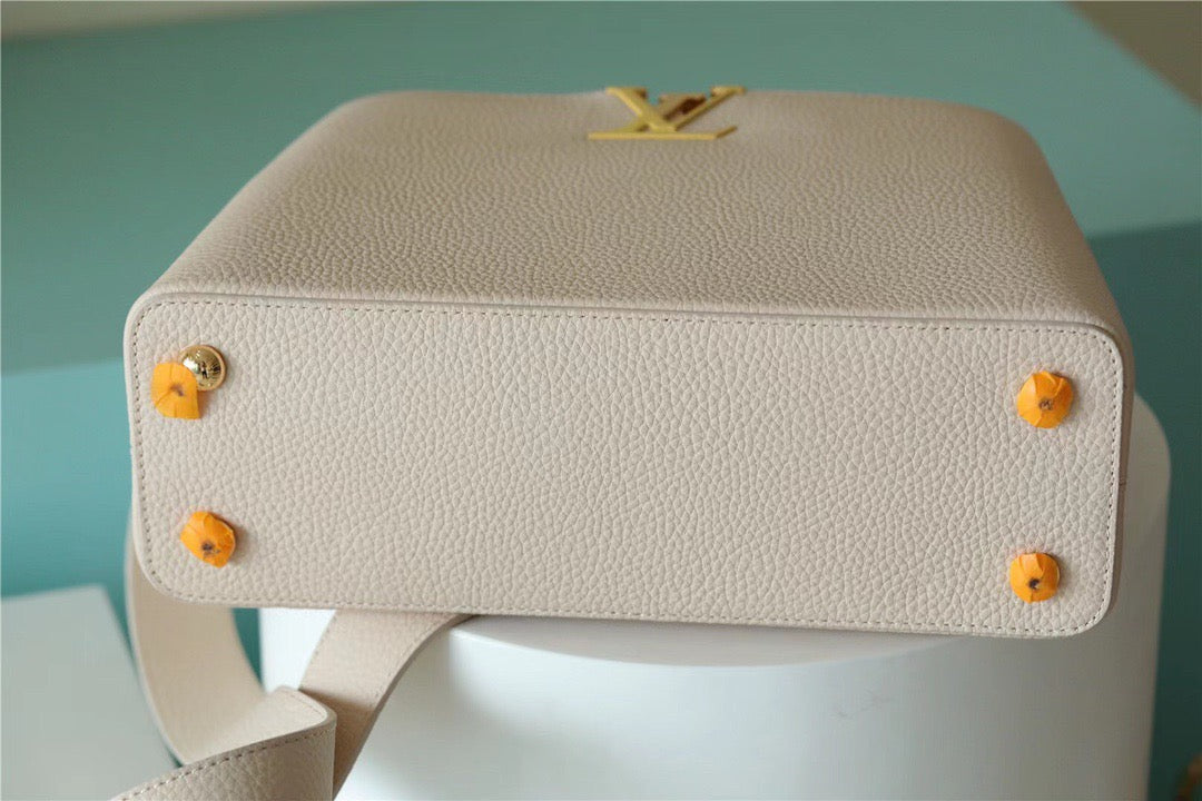 Louis Vuitton Capucines Taurillon Creme Beige/ Plume Yellow Berlingot For Women, WomenÃƒÂ¢Ã¢â€šÂ¬Ã¢â€žÂ¢s Bags, Shoulder And Crossbody Bags 10.6in/27cm Louis Vuitton