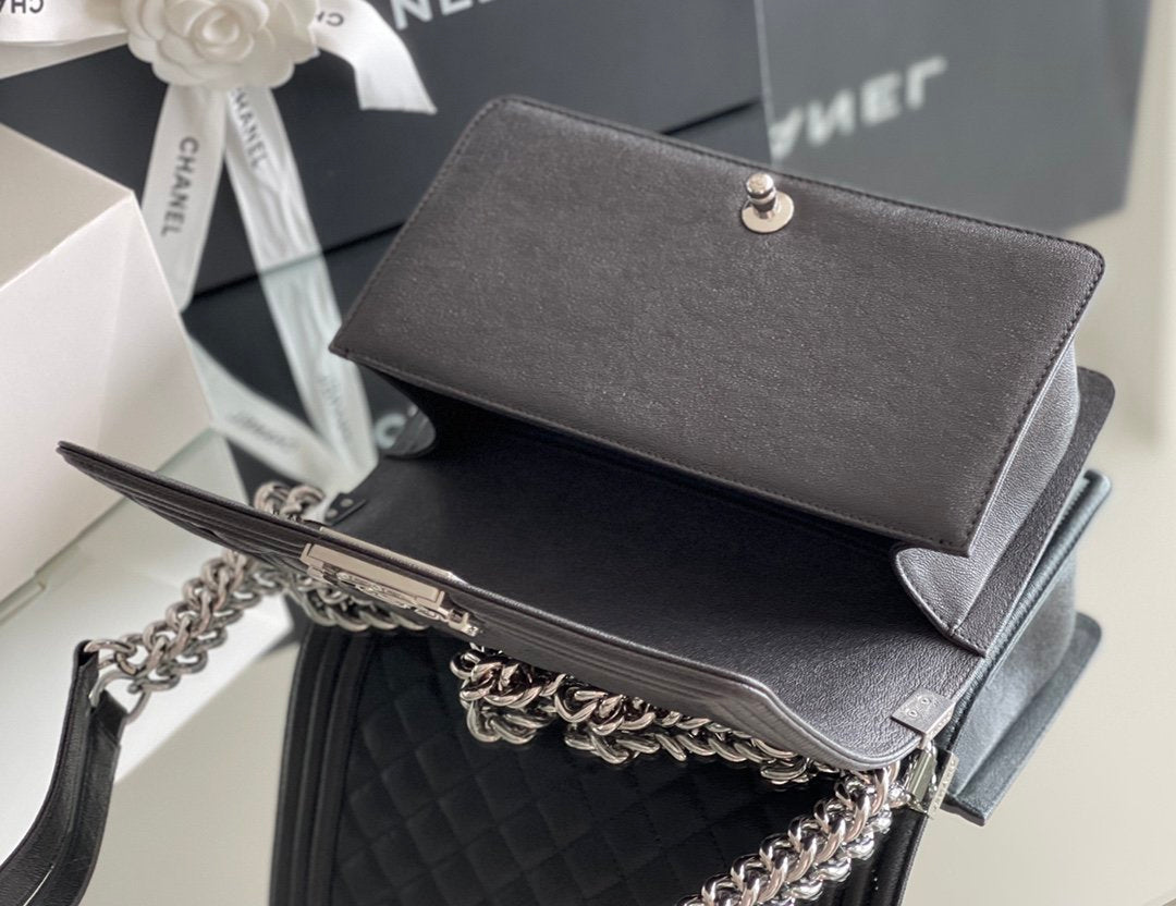 ChanelMeGLAMIum Classic GlamIap Bag 25cm Black For Women A67086