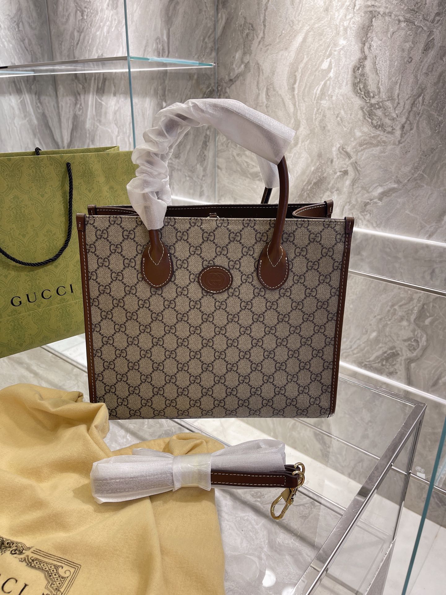 LB - New 1:1 rep  Bags Gucci 190