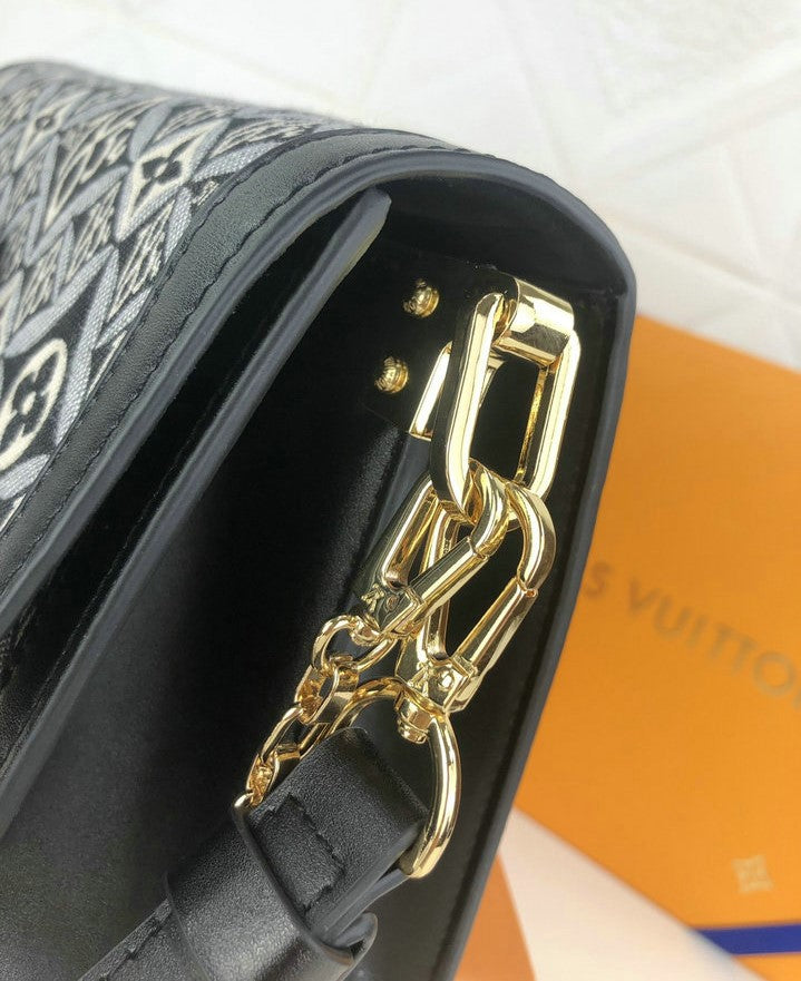 Louis Vuitton Dauphine MM Monogram Flowers Gray For Women,  Shoulder And Crossbody Bags 9.8in/25cm Louis Vuitton M57211
