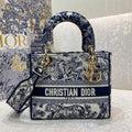 Dior MeDiorum Lady D-Lite Bag Blue Toile de Jouy Reverse Embroidery, Blue Handbags, Crossbody Bags, 24cm CD M0565ORGO_M928
