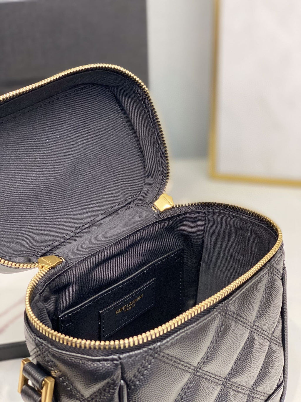 YSSL 80’s Vanity Bag In CarrÃ©-Quilted Grain De Poudre Black For Women 6in/16.5cm YSL 649779DME271000