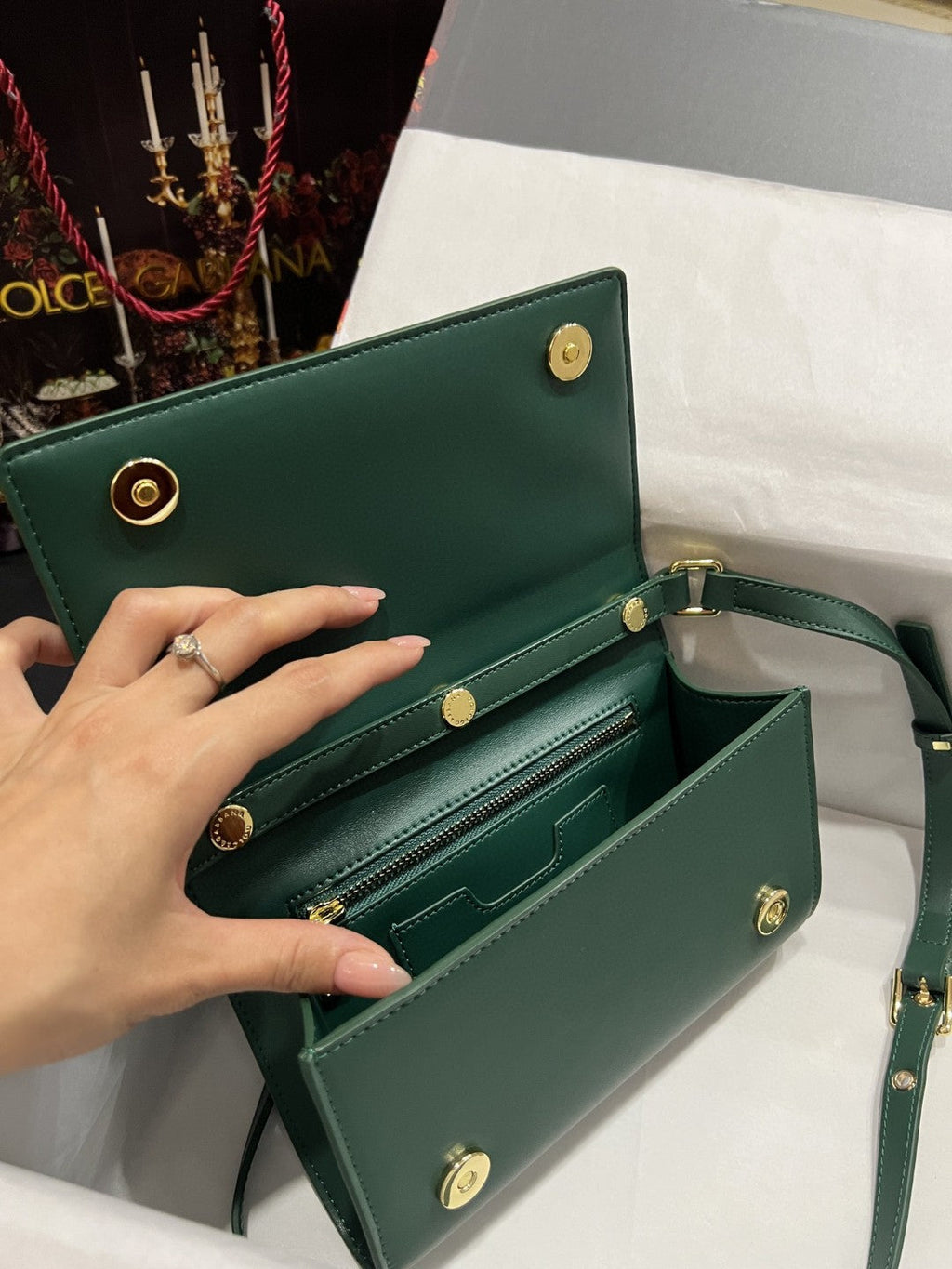 GLAMI 3.5 Clutch Green For Women 8.3in/21cm GLAMIÃ‚Â 