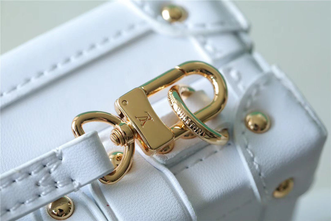 Louis Vuitton Petite Malle Monogram White For Women,  Shoulder And Crossbody Bags 7.9in/20cm Louis Vuitton M20847