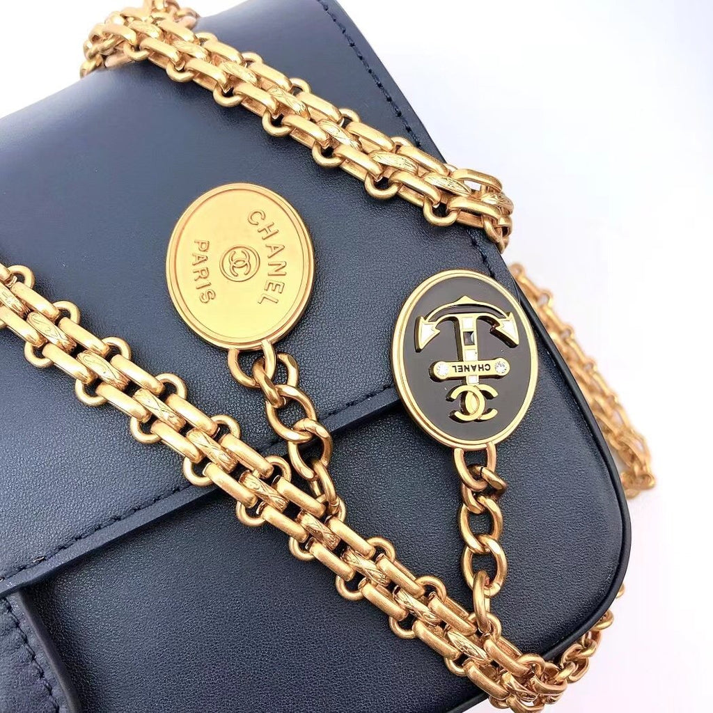 ChanelMaroon Medallion Nude Reissue 2.55 Classic 225 GlamIap Navy Blue Bag For Women 24cm/9.4in